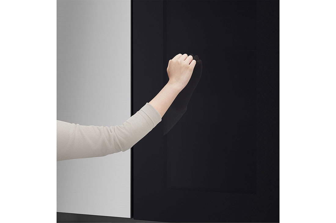 LG Ψυγείο Ντουλάπα Κάθετης Διάταξης (SxS) Total No Frost με Instaview™ 179 x 91,3 cm , Perspective, GSVV80PYLL, thumbnail 7