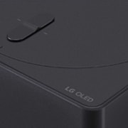 LG Η πρώτη στον κόσμο πραγματικά ασύρματη TV LG OLED evo 77 ιντσών AI M3 με 4K 120Hz μεταφορά βίντεο και ήχου , Ελαφρώς γωνιακή κοντινή άποψη του Zero Connect Box με το λογότυπο LG OLED στην άκρη, OLED77M39LA, thumbnail 11