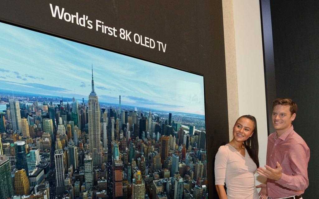 LGE_8K-OLED-TV_1280X640.jpg