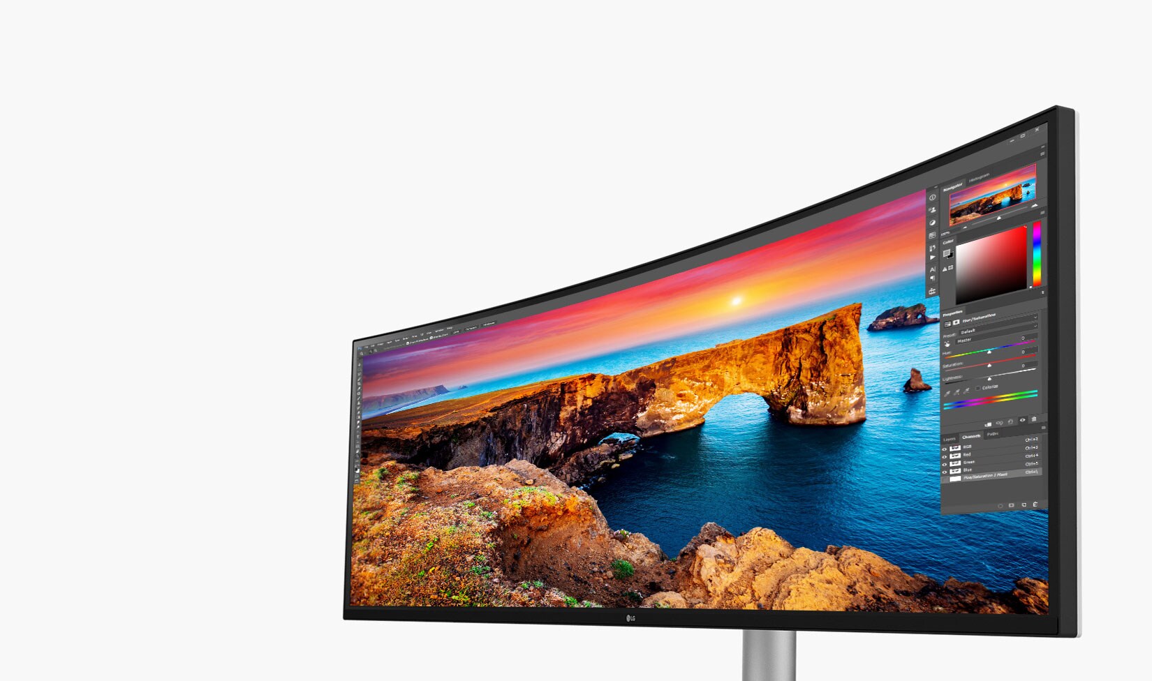 LG Nano IPS™ zaslon podržava široki spektar boja, 98 % spektra boja DCI-P3 i pruža nevjerojatnu boju i svjetlinu uz podršku zaslona VESA Display HDR™400.