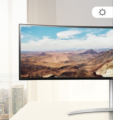 Prikazuje se prizor dana. Zaslon je svjetliji od onog po noći.