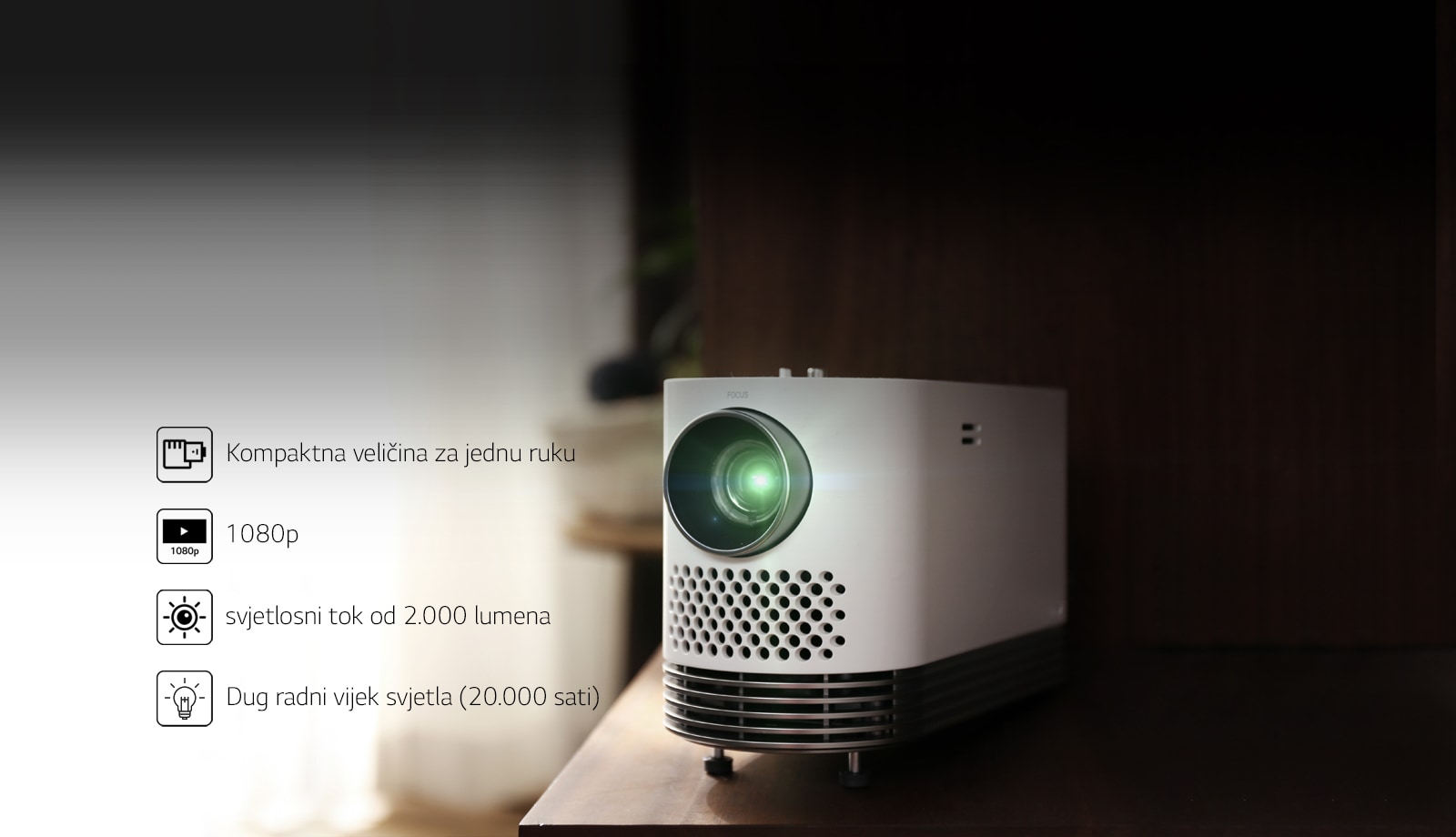 Izvrstan prijenosni projektor1