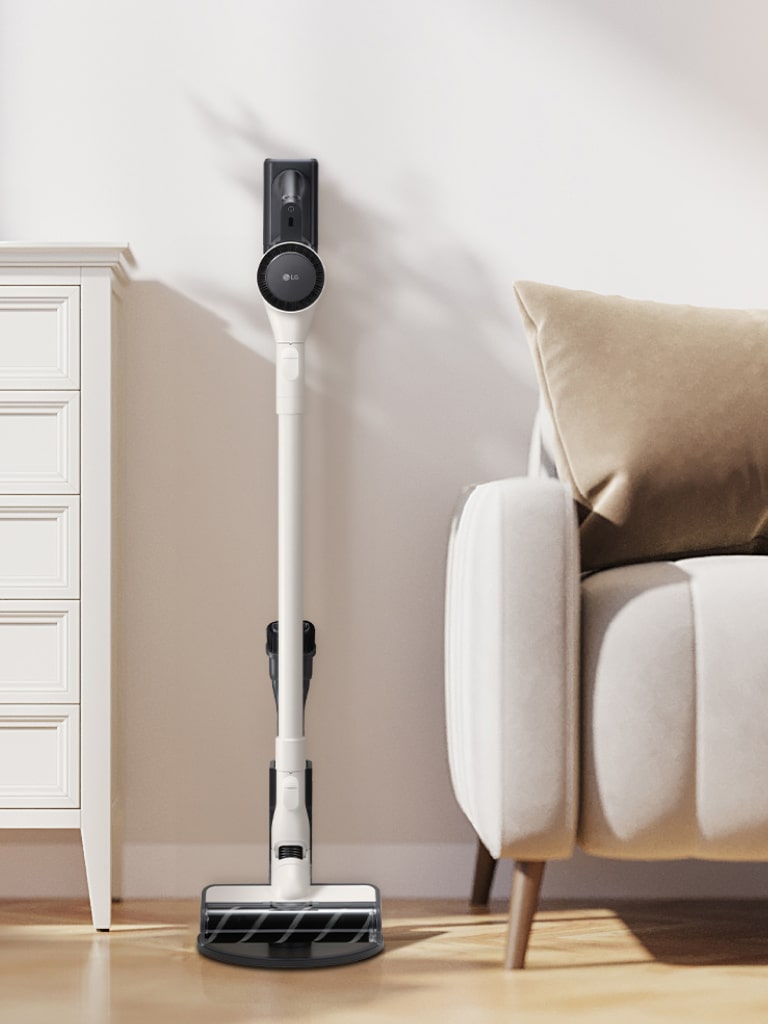 LG Codezero A9 Air usisavač predstavljen na lifestyle slici