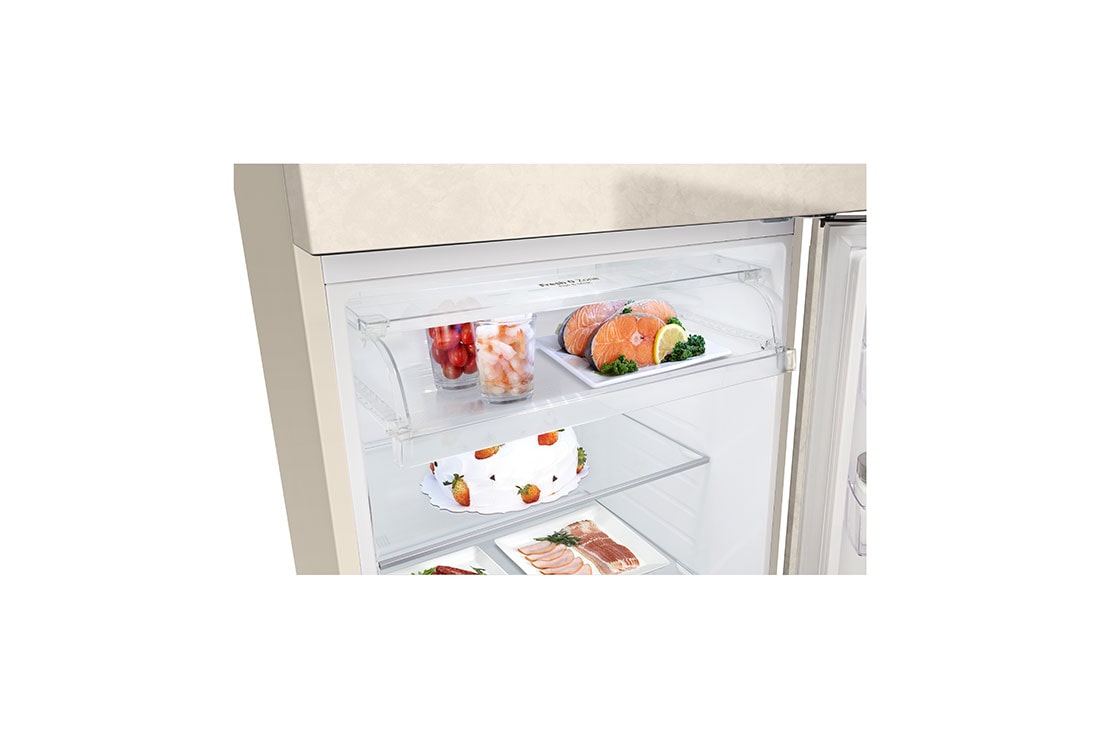 LG Hladnjak sa zamrzivačem u gornjem dijelu, DoorCooling+™ i ThinQ™ tehnologija, kapacitet 461L, Pogled na posudu za led 2, GTBV44SEBKD, thumbnail 9