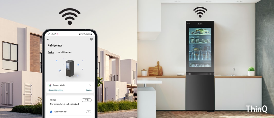 Podijeljena slika pametnog telefona na kojemu je LG ThinQ aplikacija  i LG InstaView Bottom Freezer hladnjak u kuhinji koji su međusobno povezani Wi-Fi-jem.