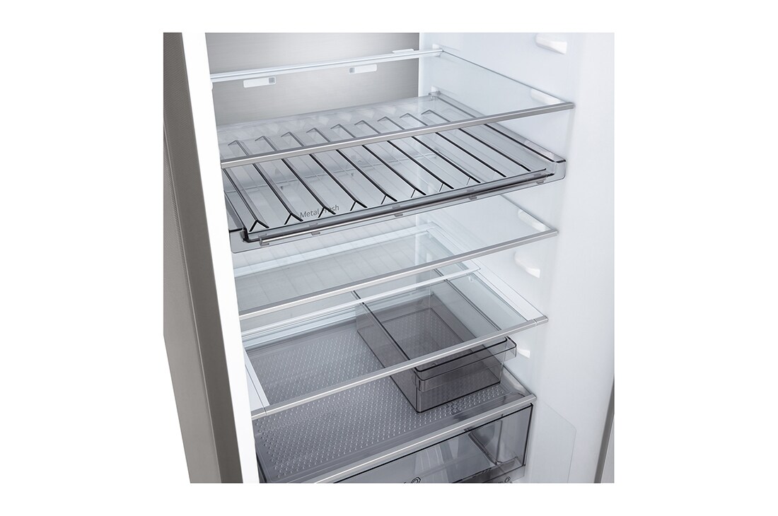 LG Hladnjak sa zamrzivačem u donjem dijelu, DoorCooling+™ i ThinQ™ tehnologija, kapacitet 375L, Prednja gornja vrata otvorena s pogledom na hranu, GBBS525CPY, thumbnail 5