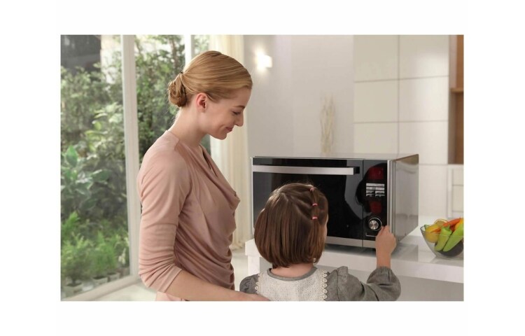 LG Konvekcijska mikrovalna pećnica s Lightwave™ tehnologijom i ugljenim grijačem kapaciteta 32 litre, MJ3281BCS, thumbnail 6