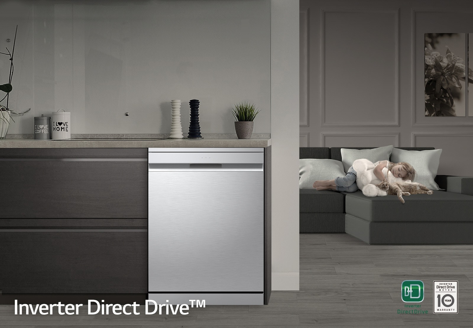 Samostojeća perilica posuđa s tihim LG Inverter Direct Drive motorom, koja se može ugraditi u kuhinjski ormarić.