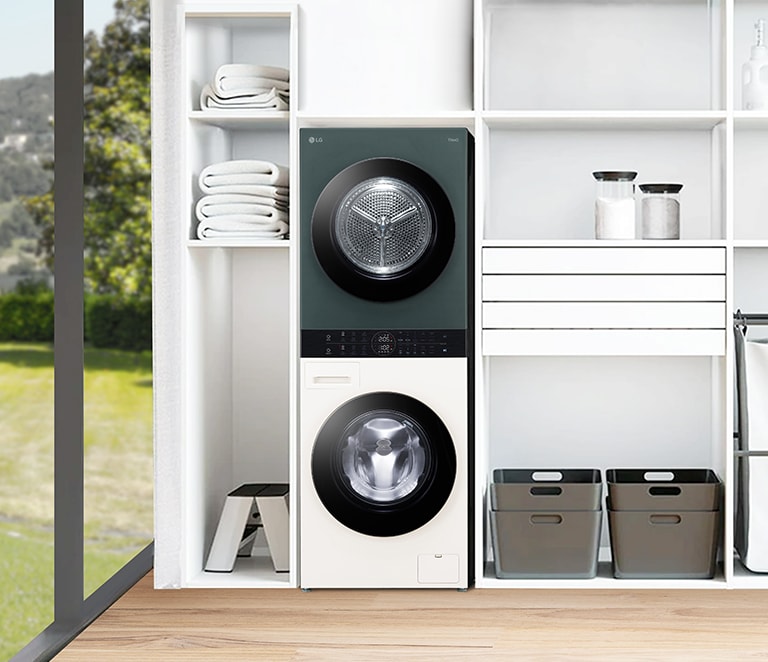 Slika prikazuje WashTower u prostoriji za pranje rublja.