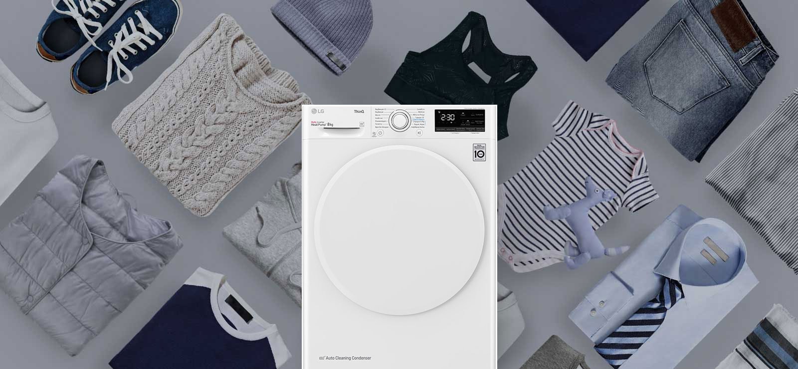 Iza sušilice se nalaze razne tkanine.