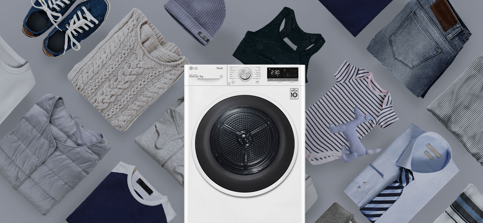 Iza sušilice se nalaze razne tkanine.