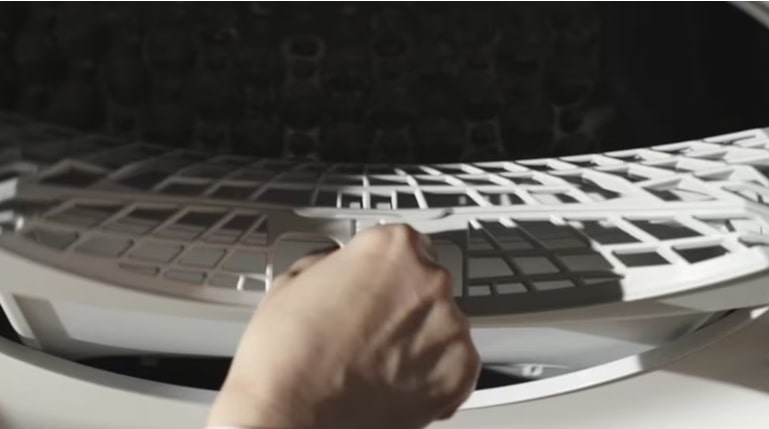 Video vodič za pravilno čišćenje i održavanje filtra LG sušilice.