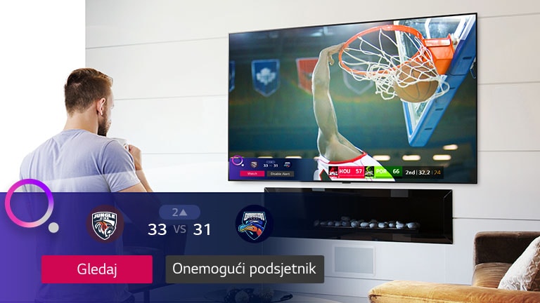 Zaslon televizora koji prikazuje scenu iz košarkaške utakmice sa značajkom Sports Alert (Sportski podsjetnik)