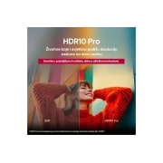 LG Televizor LG UHD AI UA75 4K Smart TV 2025 od 86 inča, Fotografija djevojke u crvenom džemperu podijeljena po sredini, pri čemu je lijeva strana prikazana primjenom tehnologije SDR, a desna strana je prikazana primjenom tehnologije dinamičkog raspona HDR1, 86UA75006LA, thumbnail 7