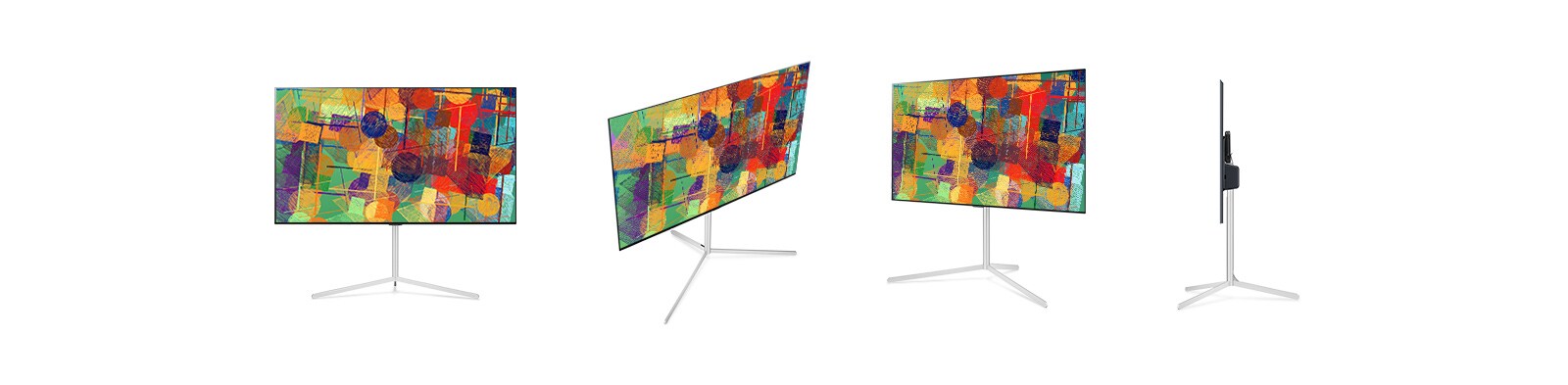 Slike su raspoređene za svaki kut galerijskog stalka.