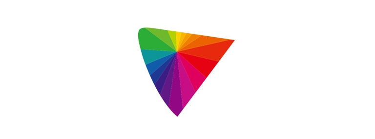 A DCI-P3 színspektrum 98%-ának lefedésével támogatja a rendkívül pontos színeket.