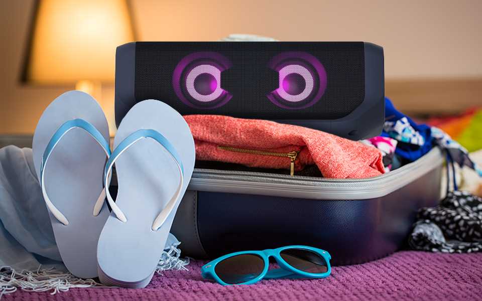 The summer holiday items with LG portable speaker PK3, and LG G7 ThinQ 
