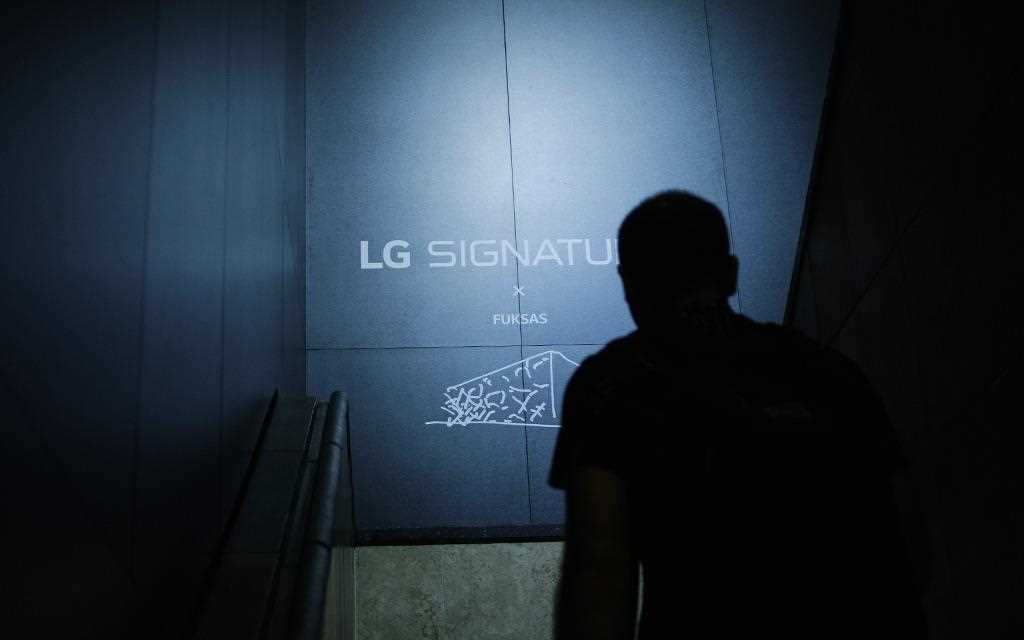 LG SIGNATURE came together with renowned architect Massimiliano Fuksas to create a stunning layout for the LG SIGNATURE exhibition at IFA 2019 | More at LG MAGAZINE