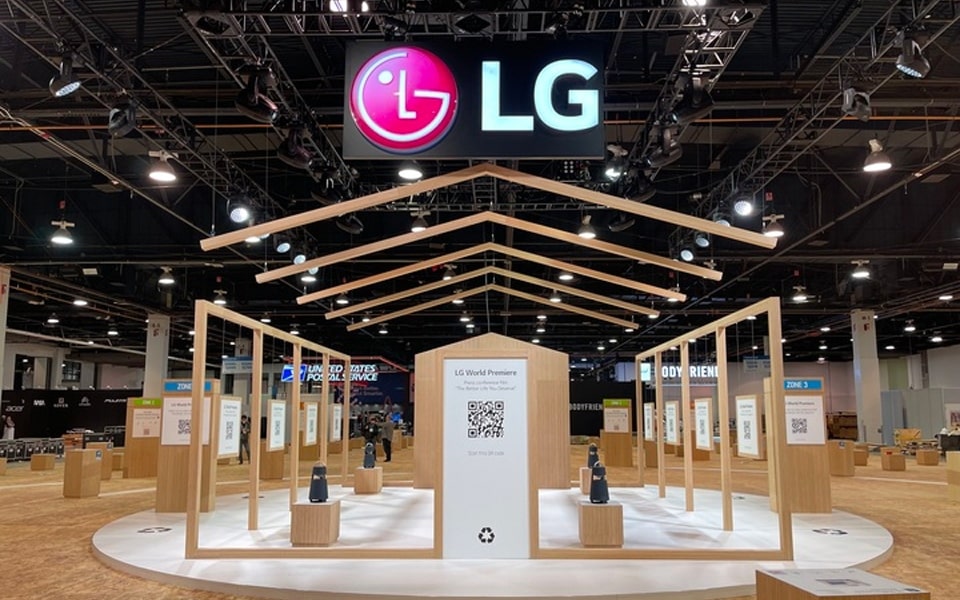 Az LG esemény installációja a CES 2022 kiállítási termében