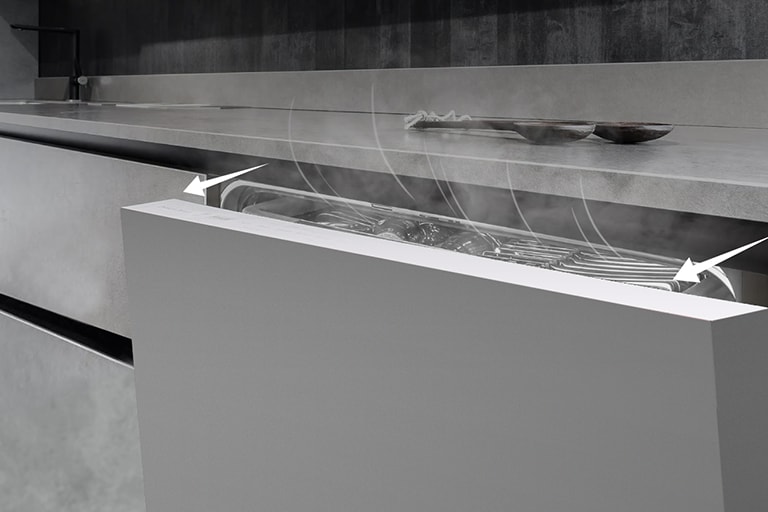 דלת המדיח נפתחת אוטומטית לאחר סיום המחזור כדי לייבש את הכלים באופן טבעי. 