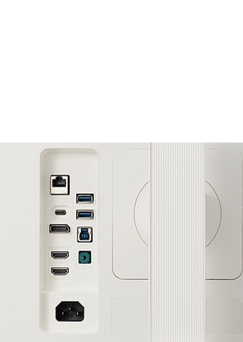 USB Type-C, ‏‏‏RJ45 ויציאות נוספות.	