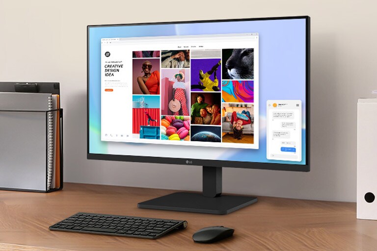 סביבת עבודה על שולחן עם צג ומחזיק מסמכים.