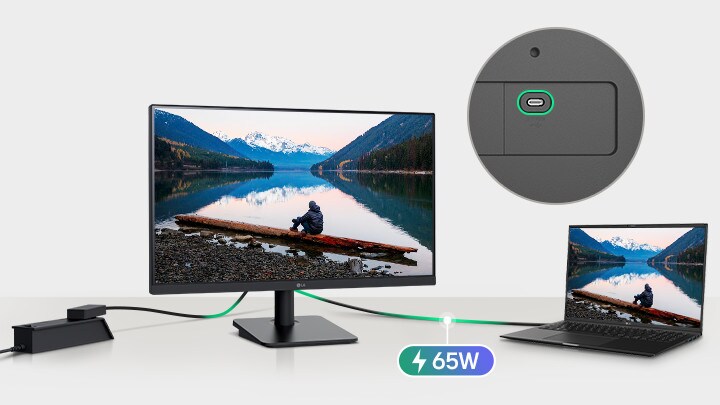 תמונה של מחשב נישא ומסך המחוברים באמצעות כבל USB-C יחיד.