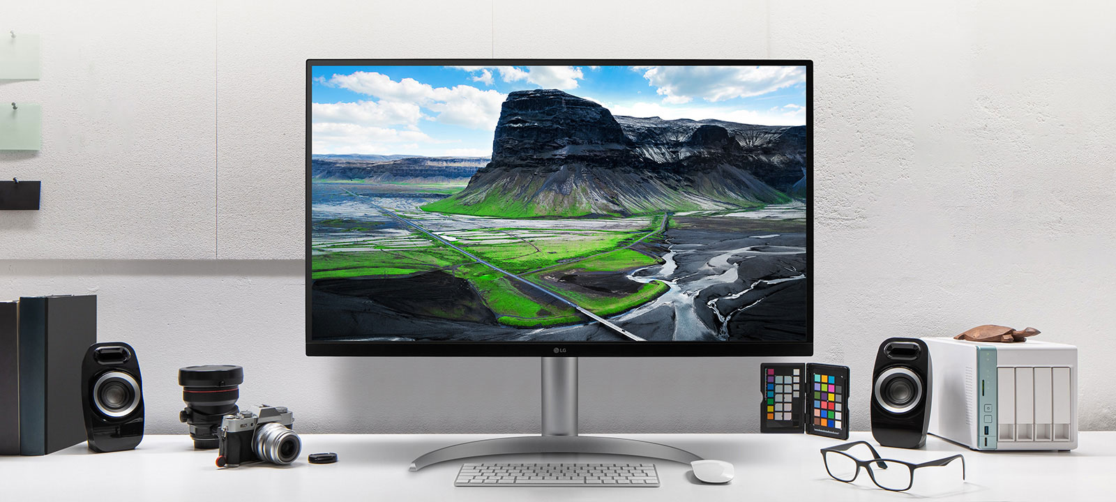 צג LG UltraFine Display