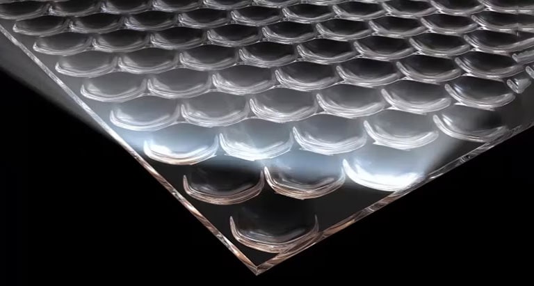 הסרטון של טכנולוגיית Micro Lens Array+.