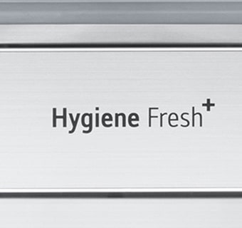 מקרר LG עם ™+Hygiene Fresh מסייע לשמור על אוויר נקי ומפחית את כמות החיידקים, לאחסון מזון טרי יותר.