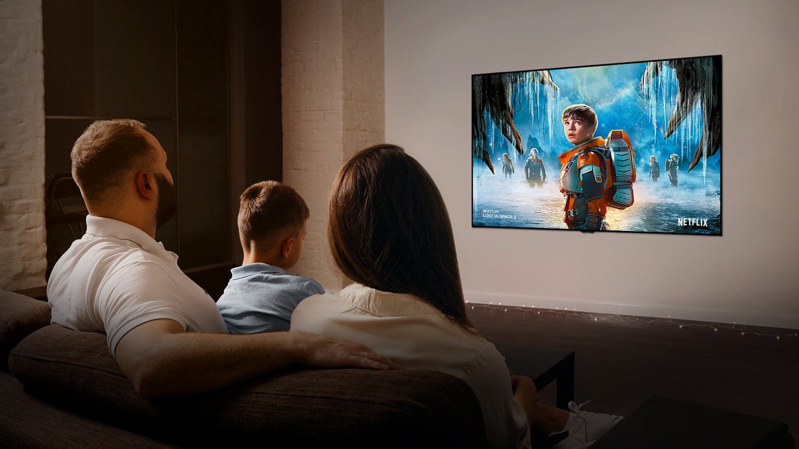 TV-OLED-GX-05-Cinema-Desktop