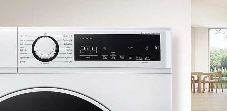 בתוך רקע עיצוב הפנים, לוח הבקרה של מייבש הכביסה מוגדל.