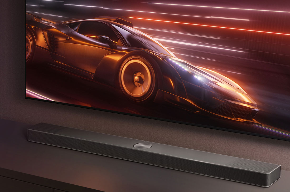 LG מערכת קולנוע ביתית LG Home Theater Soundbar עם 9.1.5 ערוצים, צליל סראונד ורמקולים אחוריים מדגם S95TR, life style image, S95TR, thumbnail 11