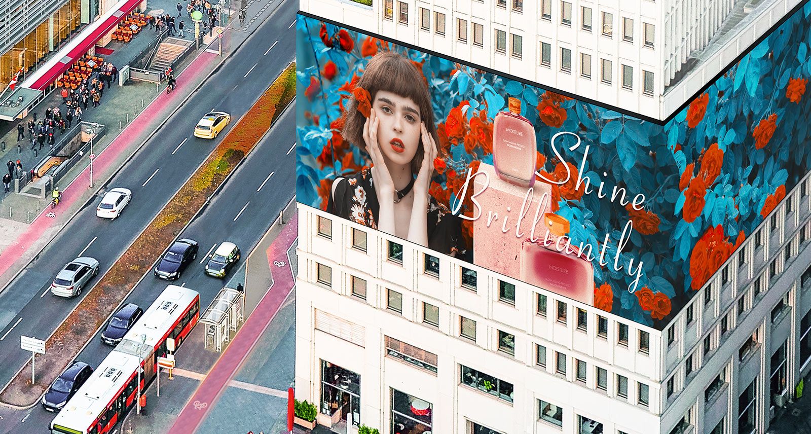 מסך ה-LED מוצג בצורה בולטת בשני הצדדים של חלקו החיצוני של בניין. למרות שהוא מותקן כך שהוא נמתח מסביב לפינה, התוכן נראה חלק וללא הפרעות. למרות אור השמש הבהיר ומיקום ההתקנה הגבוה, הנראות והצלילות שלו נשארות מעולות.