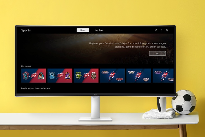 המסך של LG Smart Monitor מציג ערוצי ספורט חיים.	