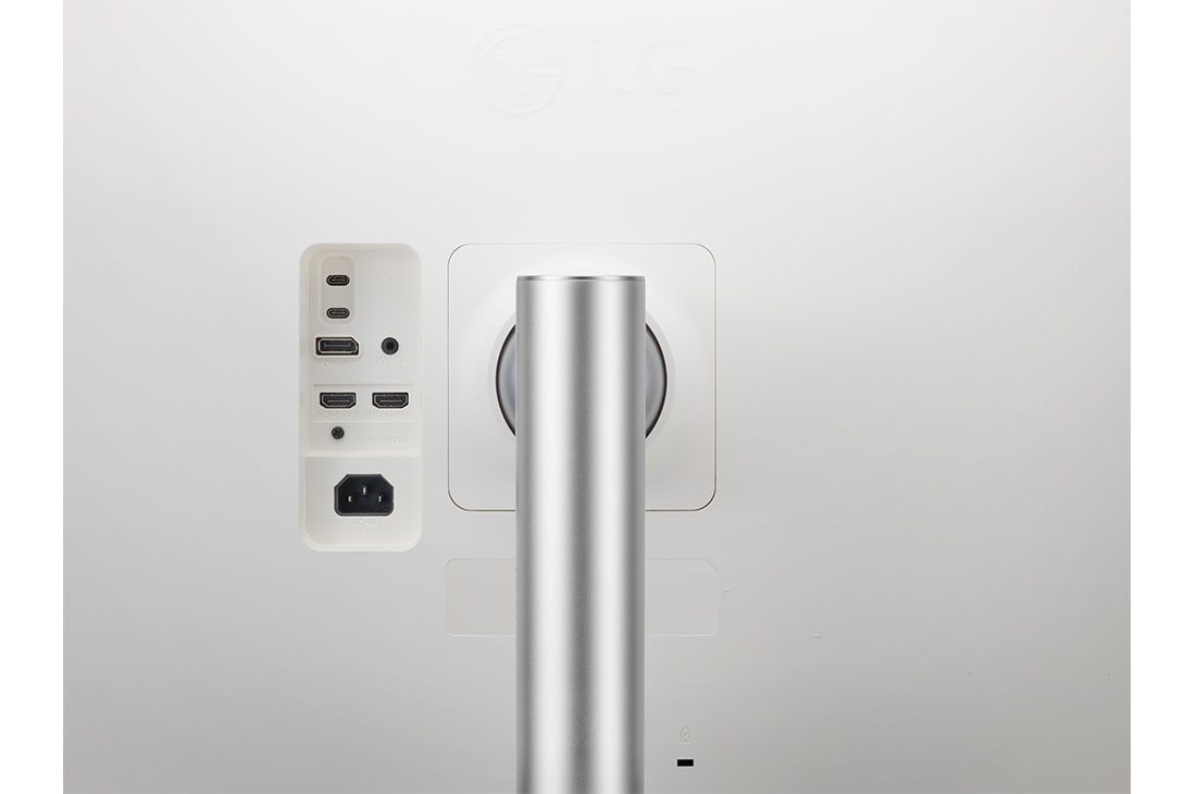 LG מסך ''40 קעור UltraWide® 5K2K Nano IPS עם Thunderbolt™ 4, USB-C תומך ב ™HDR10 / FreeSync ביחס 21:9, מבט תקריב של היציאות, 40WP95CP-W, thumbnail 8