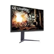 LG מסך ''32 גיימינג UltraGear™ QHD IPS 180Hz 1m(GtG) תומך HDR10 / FreeSync ביחס 16:9, מבט בפרספקטיבה, 32GS75Q-B, thumbnail 4