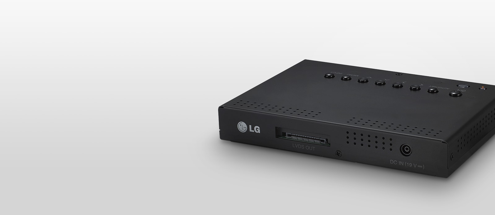 ID_Digital-Signage_features_06_M03_Accessories_1520898824436