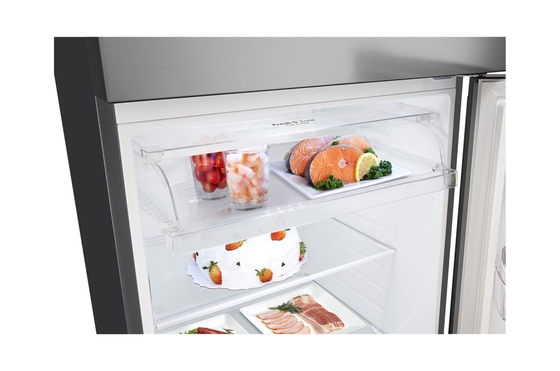 LG המקפיא העליון החדש של LG עם <br>™Smart Inverter וטכנולוגיית ™LINEAR Cooling בנפח 461 ליטר, מבט מקרוב על המגש הנשלף, GR-B6681SE, thumbnail 6