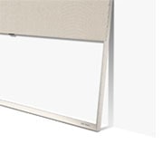 LG OLED Evo | קולקציית Object 65” Easel, תקריב של החלק התחתון של Easel בעיצוב כן ציור עם הלוגו LG Objet., 65ART90E6QA, thumbnail 13