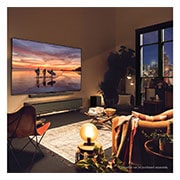 LG 55 אינץ' LG OLED evo AI C4 טלוויזיה חכמה 4K עם מעבד בינה מלאכותית אלפא 9 דור 7, שלט חכם, דולבי ויז'ין webOS24, ‏2024 , lifestyle image, OLED55C46LA, thumbnail 8