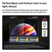 LG טלוויזיית טפט 83 אינץ' LG OLED evo AI W6 True Wireless 4K טלוויזיה חכמה 2026, טלוויזיית טפט LG OLED evo AI W6 מציגה סצנת כוכבי לכת וכוכבים במסך מפוצל, ומשווה בין תצוגת מט anti-glare לבין תצוגת שחור מושלם וצבע מושלם שלה, לאיכות תמונה ברורה יותר בכל תאורה, הנתמכת באישורי UL ובהסמ, OLED83W66LA, thumbnail 10