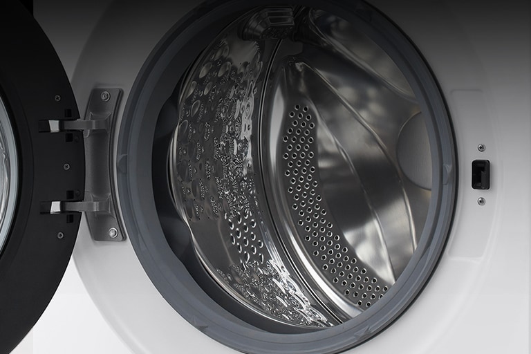 התמונה מציגה את פנים מכונת הכביסה