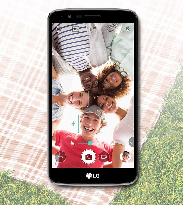 دوربین سلفی 5 مگاپیکسلی با ویژگی عکسبرداری خودکار2