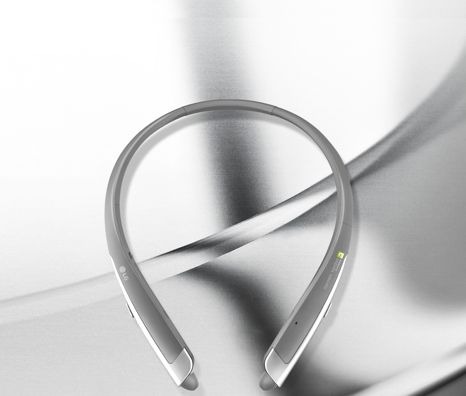 طراحی باریک و ارگونومیک با فلز واقعی1