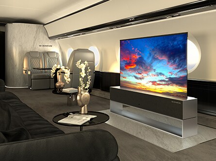 Cantinetta per vino di LG SIGNATURE mostrata all'interno di un jet privato.