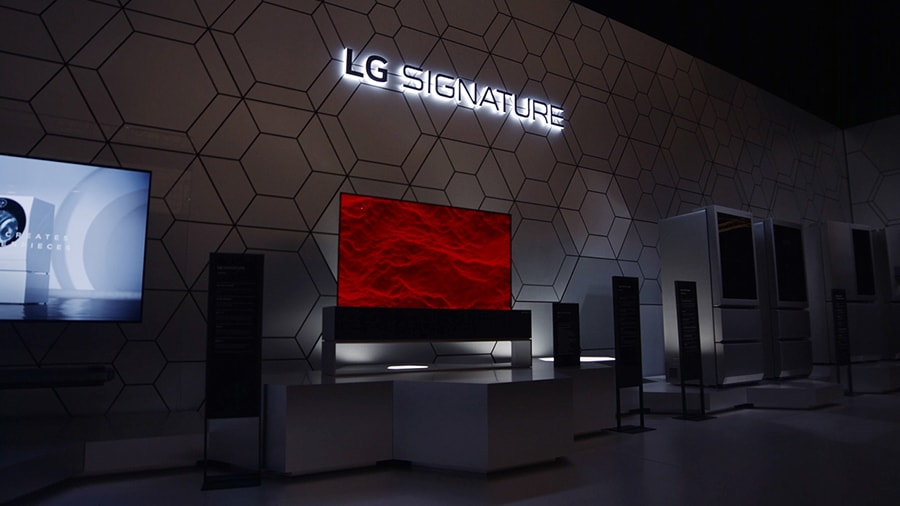 Vista d'insieme della principale area espositiva con il concetto di infinito per LG SIGNATURE all'IFA 2019