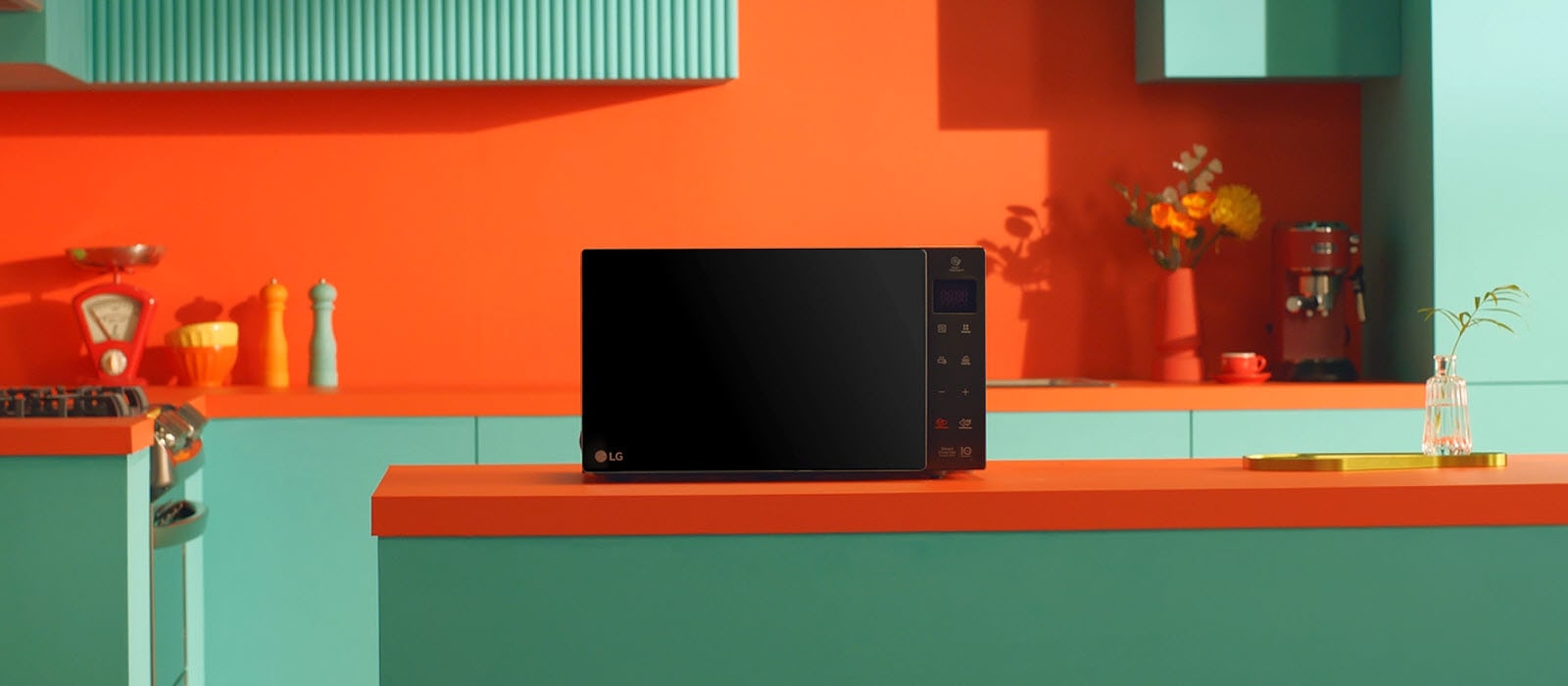 يظهر LG Neochef™ موضوع في المطبخ.