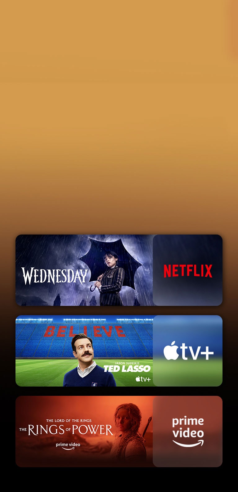 هذه هي شعارات منصات بث الفيديو عبر الإنترنت مع مشاهد مصورة مطابقة ناحية اليمين إلى كل شعار. توجد ملصقات لمسلسل Wednesday من Netflix وTED LASSO من Apple TV وThe rings of power من PRIME VIDEO.
