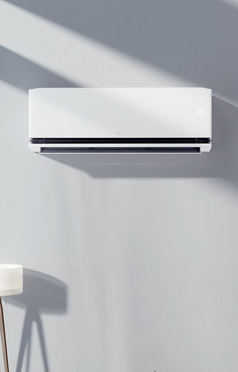 مكيف سبليت LG DUALCOOL AI يعمل داخل غرفة معيشة من زوايا عرض مختلفة